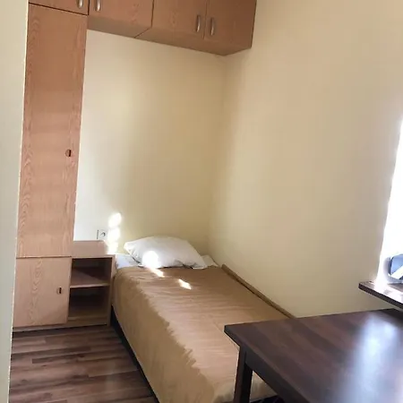 Pokoje Pracownicze Homestay *